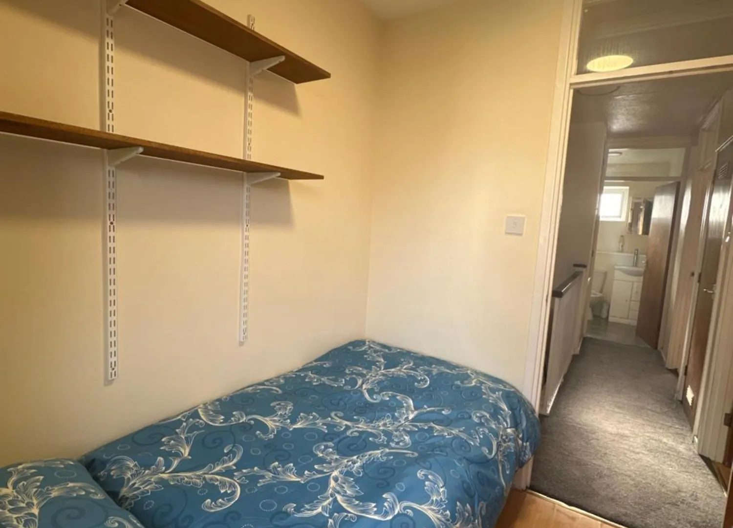 Nice Single Room Near Excel Лондон